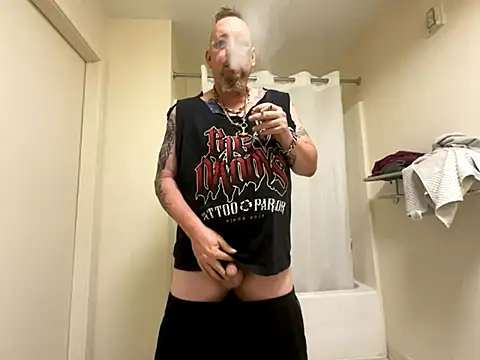 Snapshot of Littledick007007 chatting on September 13, 9:09 am Littledick007007 online show from September 13, 9:09 am