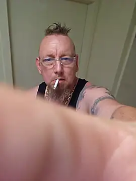 Snapshot of Littledick007007 chatting on September 24, 9:29 pm Littledick007007 online show from September 24, 9:29 pm