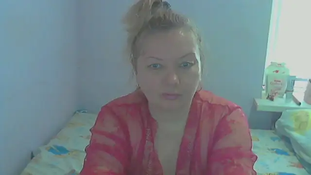 Snapshot of Lusi-777 chatting on April 5, 7:49 am Lusi-777 online show from April 5, 7:49 am