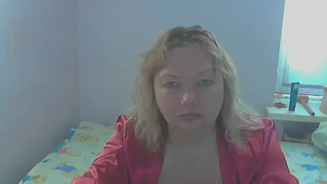 Snapshot of Lusi-777 chatting on April 13, 11:48 am Lusi-777 online show from April 13, 11:48 am