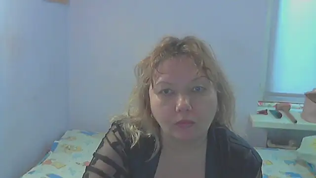 Snapshot of Lusi-777 chatting on April 14, 1:50 pm Lusi-777 online show from April 14, 1:50 pm