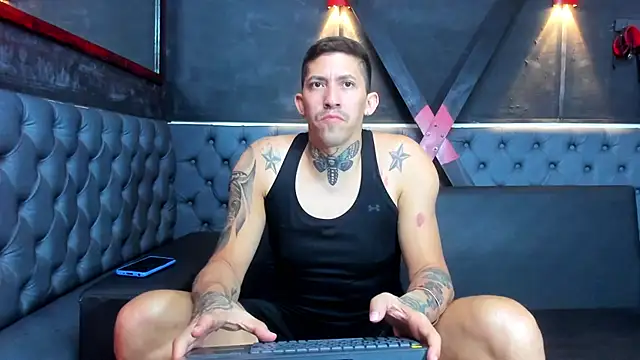 yeckodream online show from February 19, 5:03 am