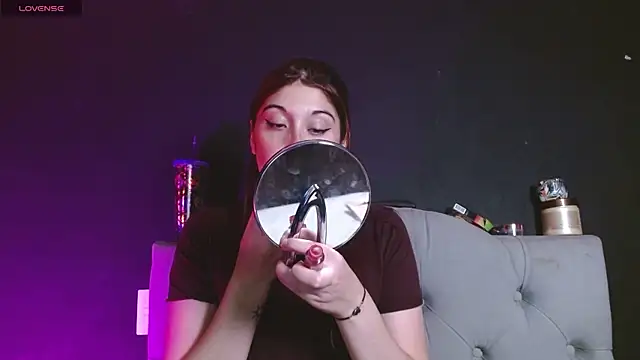 Red-moon1 online show from April 9, 5:29 am