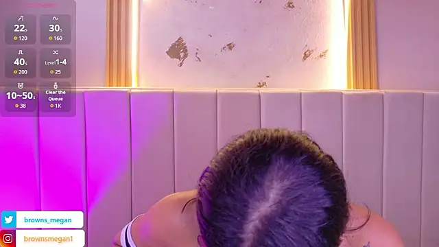 Snapshot of Megan_browns1 chatting on February 11, 1:05 pm Megan browns1 online show from February 11, 1:05 pm