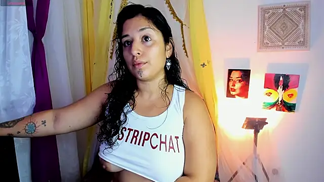 sophiaamethystt online show from November 27, 4:42 pm