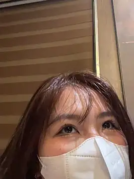 Onee-Chew online show from April 17, 11:46 am