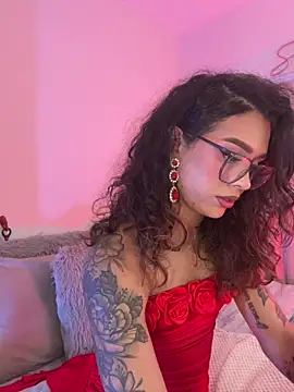 Snapshot of Samantha_Bernardo chatting on February 11, 8:47 pm Samantha Bernardo online show from February 11, 8:47 pm