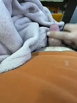 buri232 online show from March 15, 6:21 pm