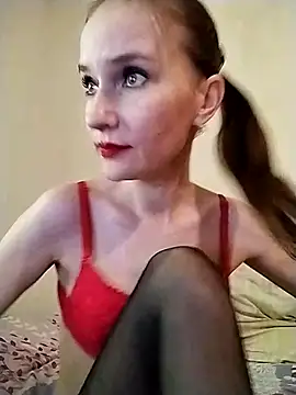 AimeeFair online show from October 10, 11:42 am