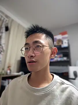 lewdAboyKawaii online show from January 28, 6:49 am