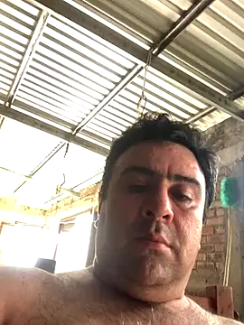 EmilianoGt online show from October 11, 2:04 pm