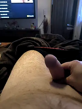 Snapshot of Andy7430 chatting on December 11, 1:28 pm Andy7430 online show from December 11, 1:28 pm