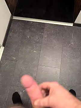 Snapshot of Andy7430 chatting on January 14, 4:18 pm Andy7430 online show from January 14, 4:18 pm