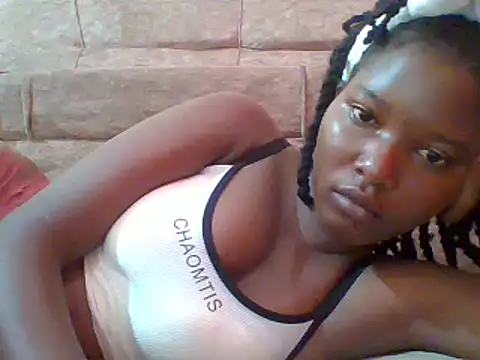 Snapshot of sexyjanett chatting on February 28, 4:32 am sexyjanett online show from February 28, 4:32 am