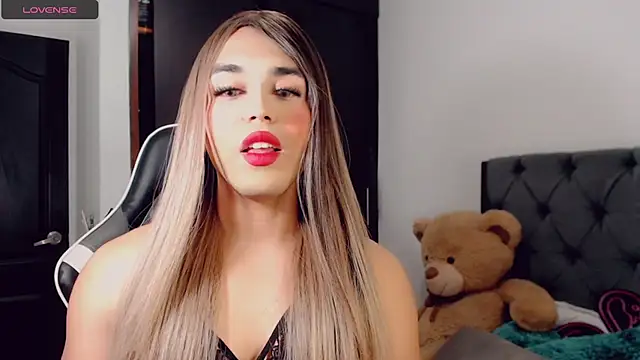 Snapshot of BIGCOCKMIA chatting on March 5, 8:00 pm BIGCOCKMIA online show from March 5, 8:00 pm