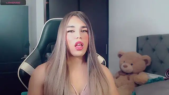 Snapshot of BIGCOCKMIA chatting on March 17, 2:01 pm BIGCOCKMIA online show from March 17, 2:01 pm