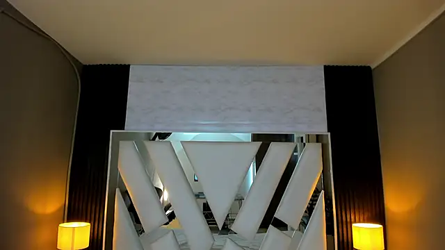 Linda4Petite online show from February 3, 5:51 pm