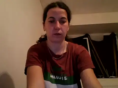 Snapshot of Tamilashaa chatting on February 4, 6:06 pm Tamilashaa online show from February 4, 6:06 pm