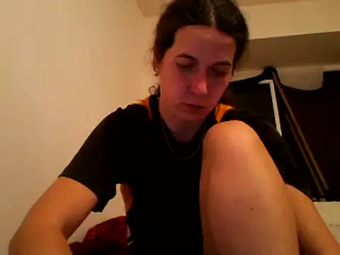 Snapshot of Tamilashaa chatting on February 25, 6:09 pm Tamilashaa online show from February 25, 6:09 pm