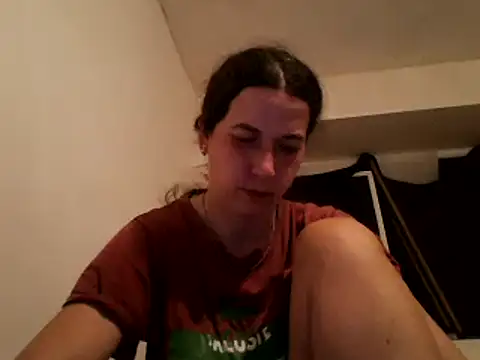 Snapshot of Tamilashaa chatting on March 12, 7:17 pm Tamilashaa online show from March 12, 7:17 pm