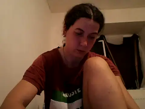 Snapshot of Tamilashaa chatting on March 13, 7:28 pm Tamilashaa online show from March 13, 7:28 pm