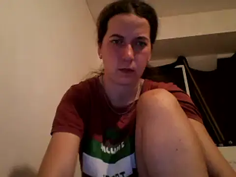 Snapshot of Tamilashaa chatting on March 19, 6:01 pm Tamilashaa online show from March 19, 6:01 pm