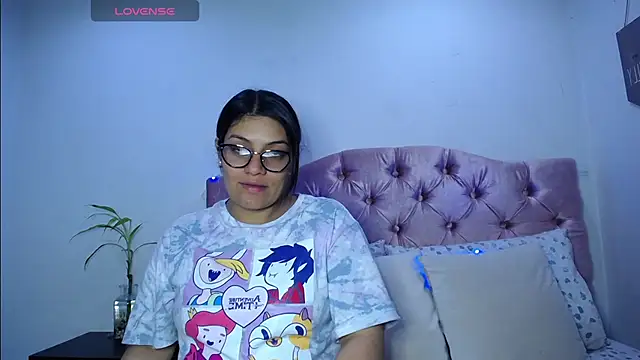 Snapshot of Roxane777 chatting on July 15, 3:56 am Roxane777 online show from July 15, 3:56 am