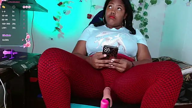 Snapshot of niawk_ chatting on March 25, 2:34 pm niawk online show from March 25, 2:34 pm