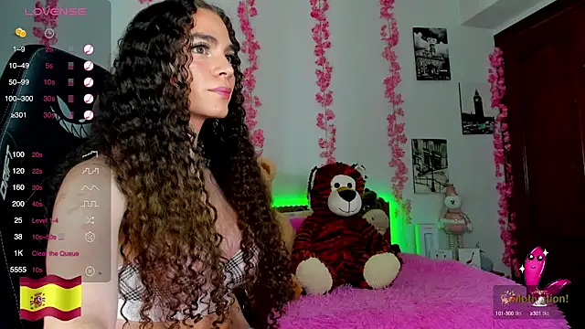 Snapshot of gabrielatafur_ chatting on January 13, 8:58 am gabrielatafur  online show from January 13, 8:58 am
