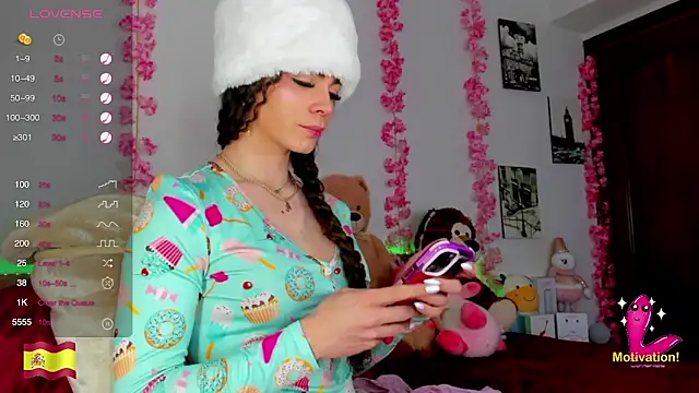 Snapshot of gabrielatafur_ chatting on February 8, 12:39 pm gabrielatafur  online show from February 8, 12:39 pm