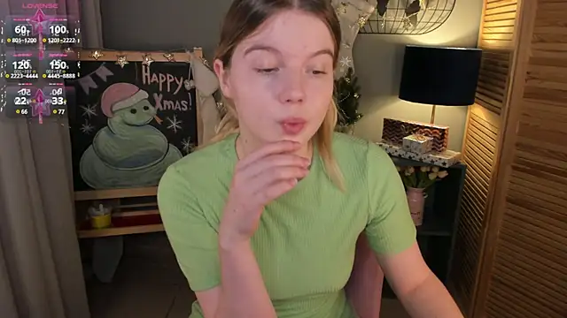 ohmyJuliet online show from December 5, 2:42 am