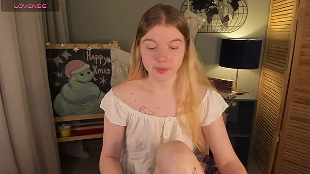 ohmyJuliet online show from December 20, 2:19 am