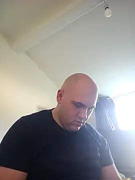 mario890605 online show from March 10, 8:37 am