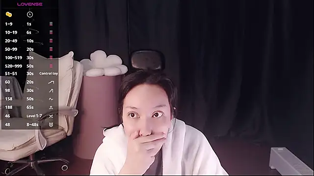 qianqian  online show from April 14, 1:39 pm