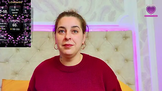 KarinaNoir online show from February 13, 5:03 am