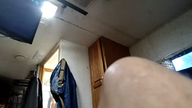 Snapshot of Fluxus532@xh chatting on March 11, 8:37 pm Fluxus532xh online show from March 11, 8:37 pm