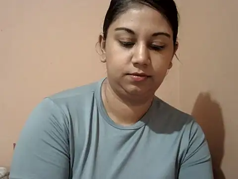 bellachow10 online show from March 10, 6:18 am