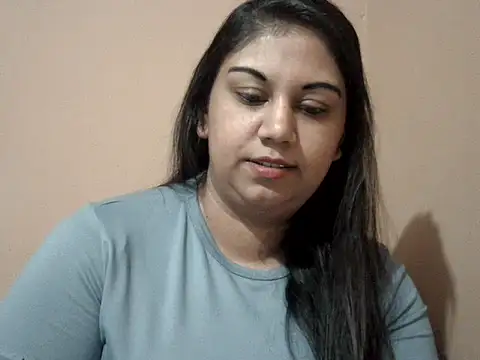 Snapshot of bellachow10 chatting on July 19, 6:22 pm bellachow10 online show from July 19, 6:22 pm
