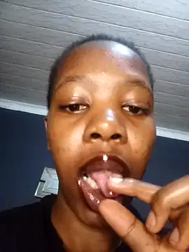 Snapshot of SheisBlacq chatting on November 7, 9:04 pm SheisBlacq online show from November 7, 9:04 pm