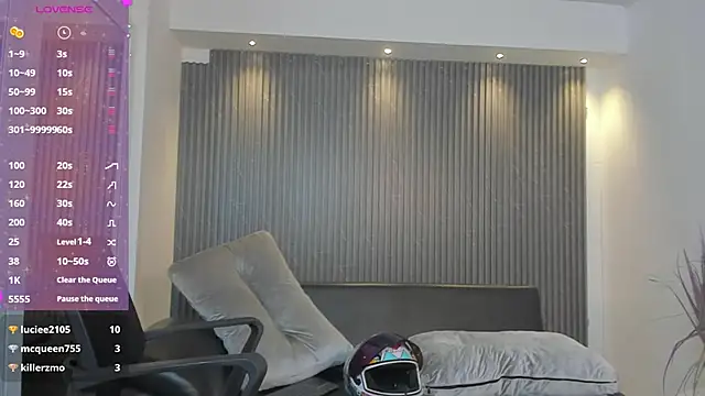 kimbrownn online show from January 23, 6:14 pm