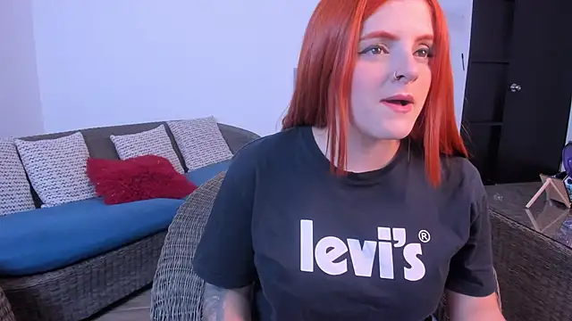 kimbrownn online show from February 7, 12:28 pm