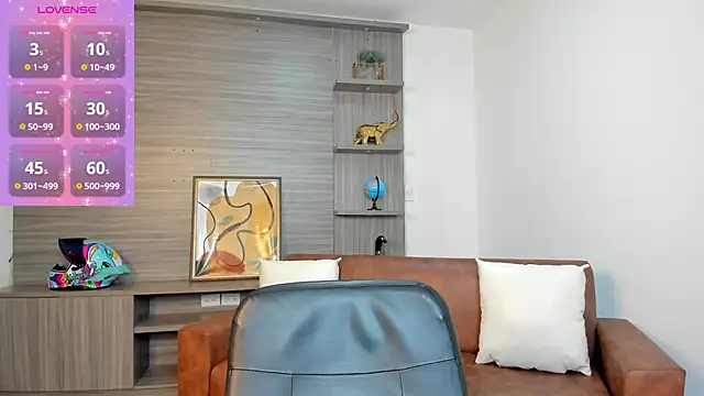 kimbrownn online show from February 21, 12:39 pm