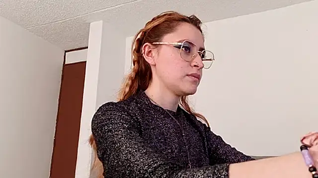 Juls winter  online show from February 4, 5:30 pm