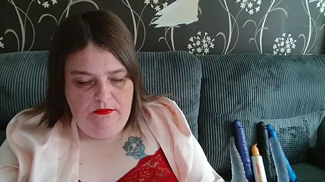 HouseWifeWhore Milf online show from September 23, 12:19 pm