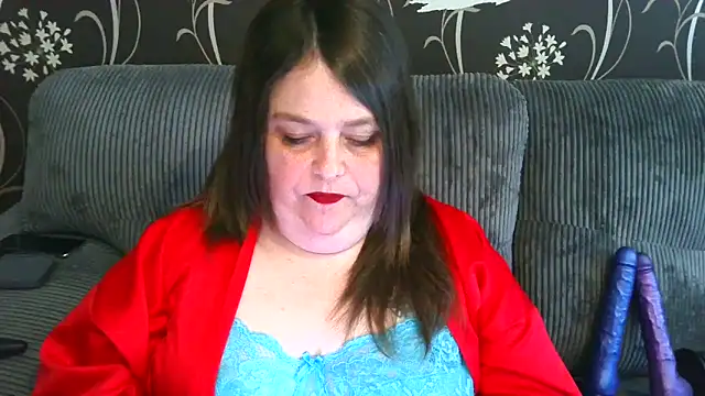 HouseWifeWhore Milf online show from March 29, 3:12 pm