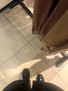 CrazzyChicks online show from September 29, 6:40 am