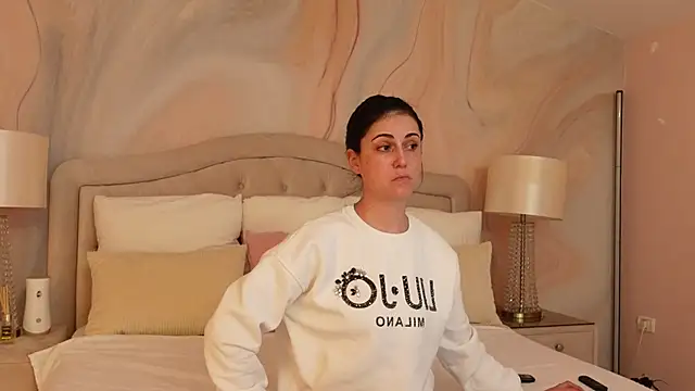 OliviaSirena online show from February 22, 7:58 pm