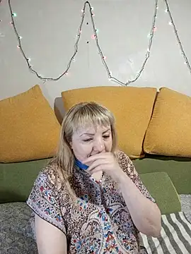 Snapshot of stefanyharper16 chatting on February 5, 10:36 pm stefanyharper16 online show from February 5, 10:36 pm