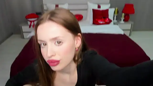 Snapshot of _Sweet__Cherry_ chatting on March 13, 7:20 am Sweet Cherry online show from March 13, 7:20 am