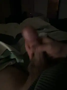 Snapshot of BennoBigD chatting on February 20, 12:19 am BennoBigD online show from February 20, 12:19 am